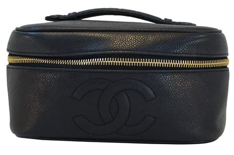 chanel black cosmetic bag|Altro.